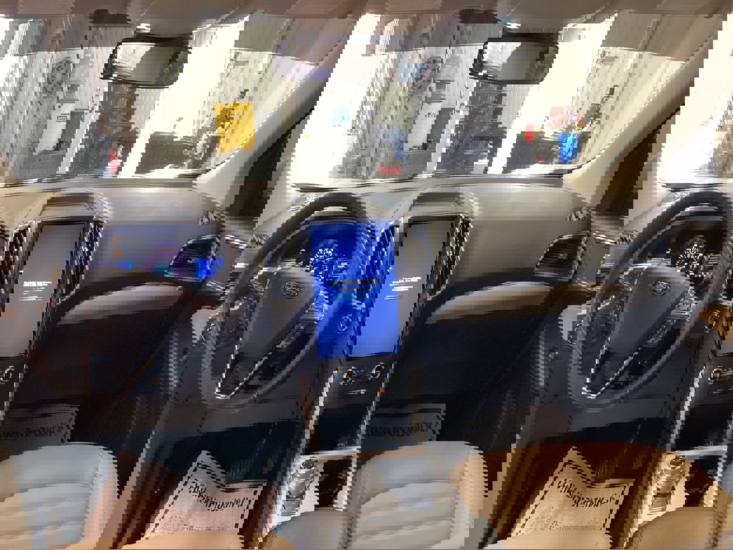 Used 2022 Ford Edge SEL image 18