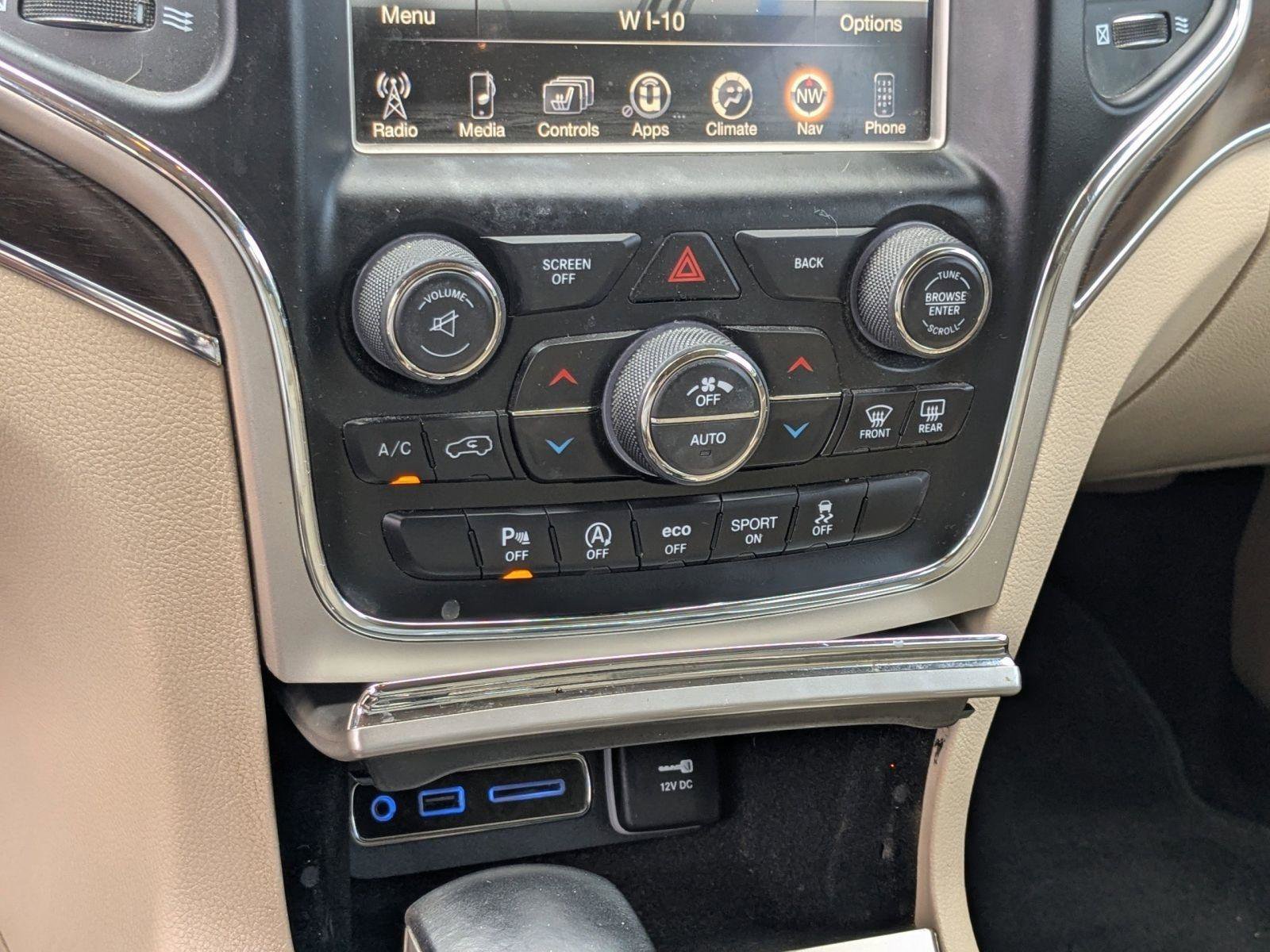 Used 2017 Jeep Grand Cherokee Limited RWD image 14