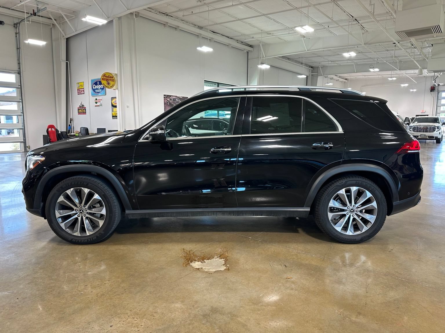 Used 2023 Mercedes-Benz GLE 350 image 4
