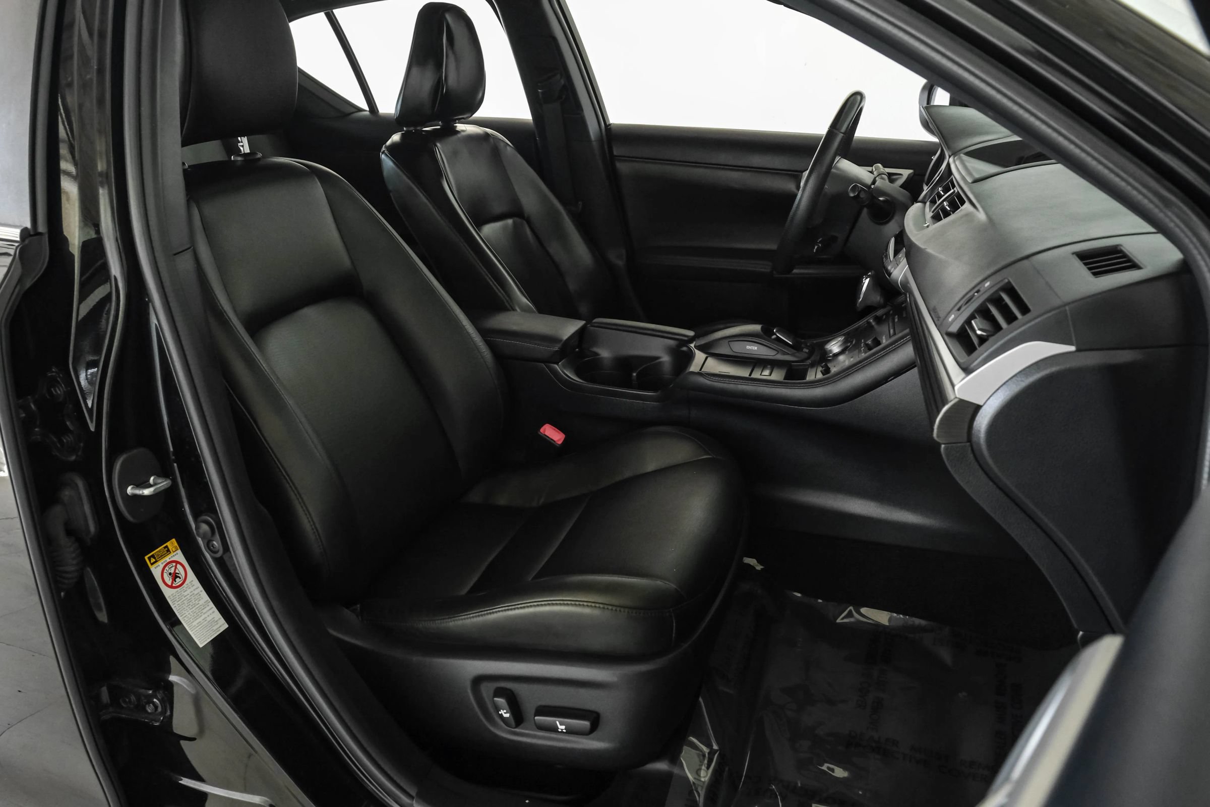 Used 2013 Lexus CT 200h w/ F Sport Pkg w/Nuluxe Trim FWD image 27