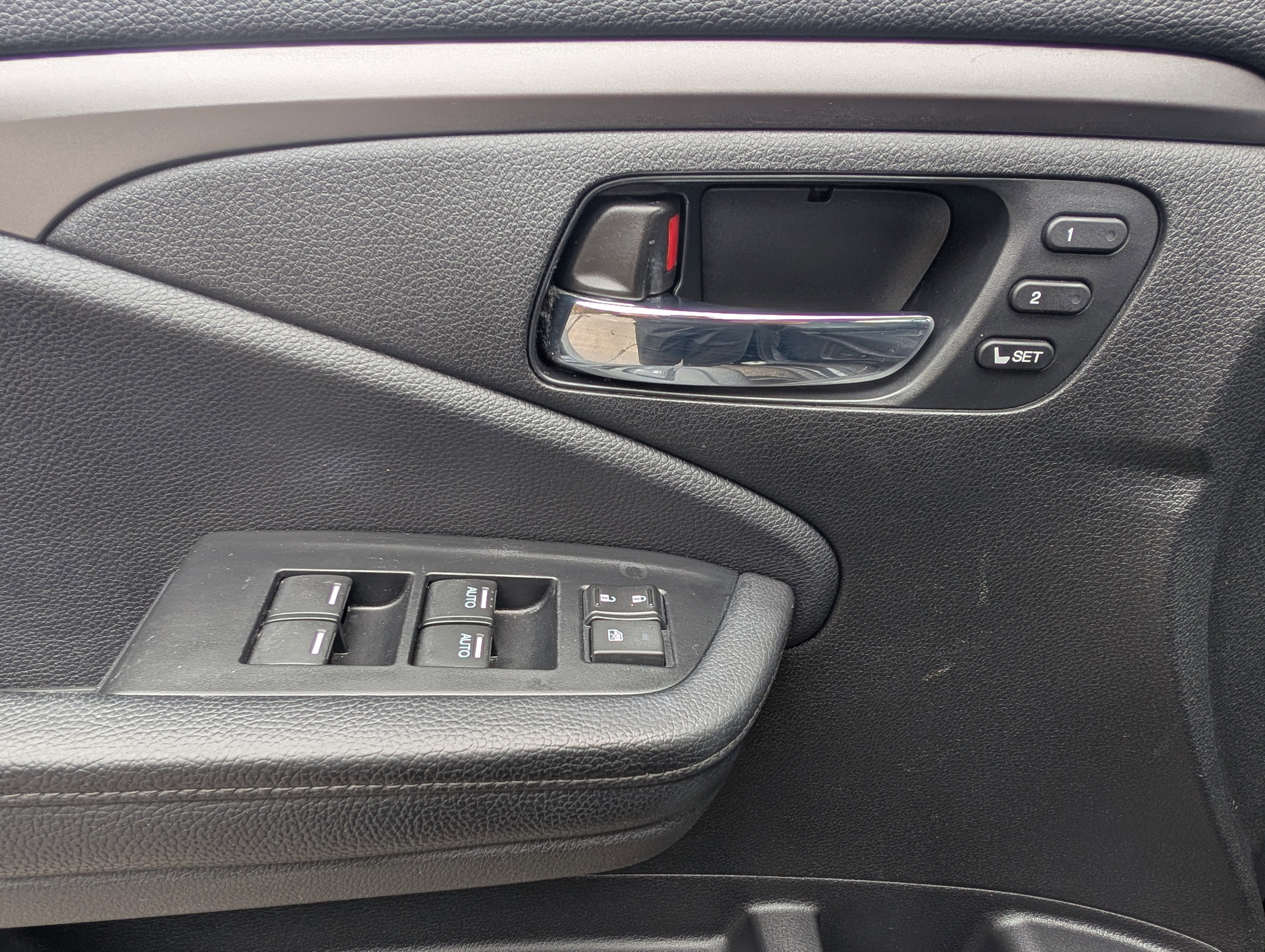 Used 2022 Honda Pilot Special Edition image 16