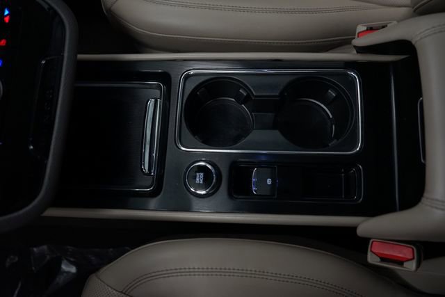 Used 2022 Lincoln Corsair AWD w/ Equipment Group 101A image 27