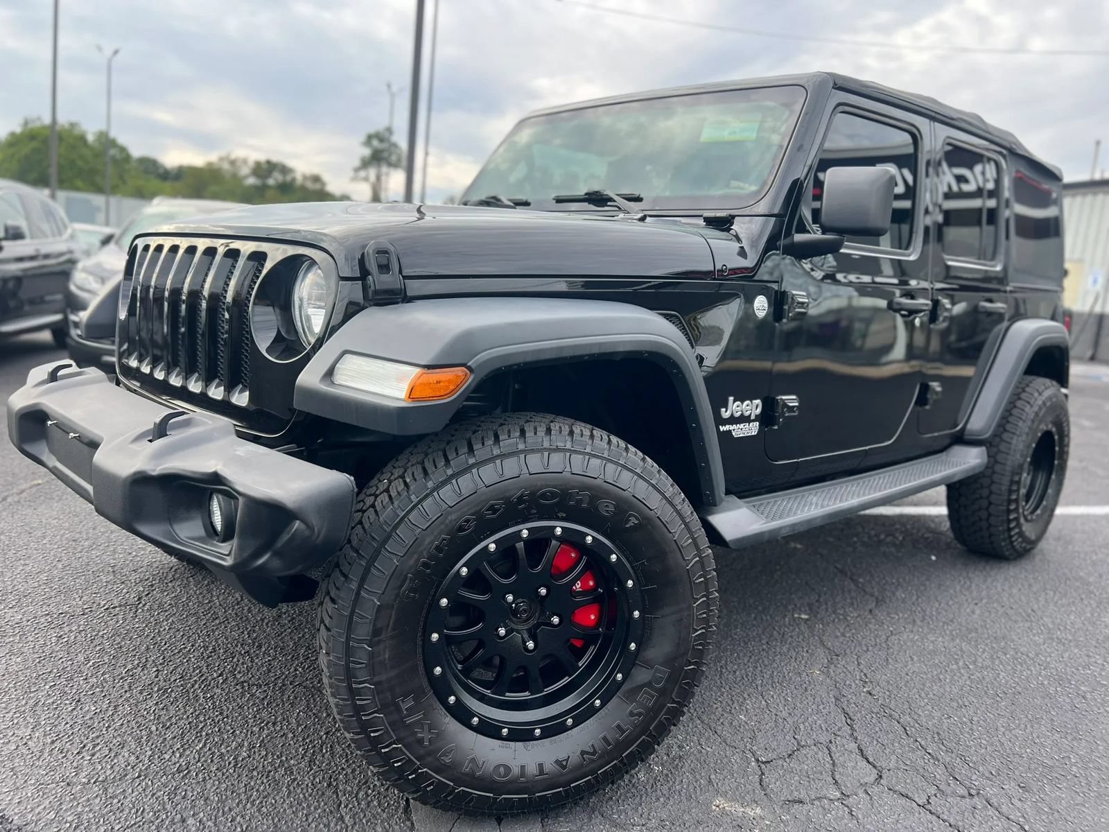Used 2018 Jeep Wrangler Unlimited Sport AWD/4WD image 7