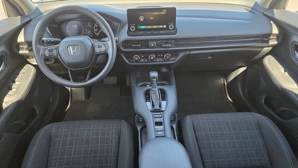 Used 2025 Honda HR-V LX image 12