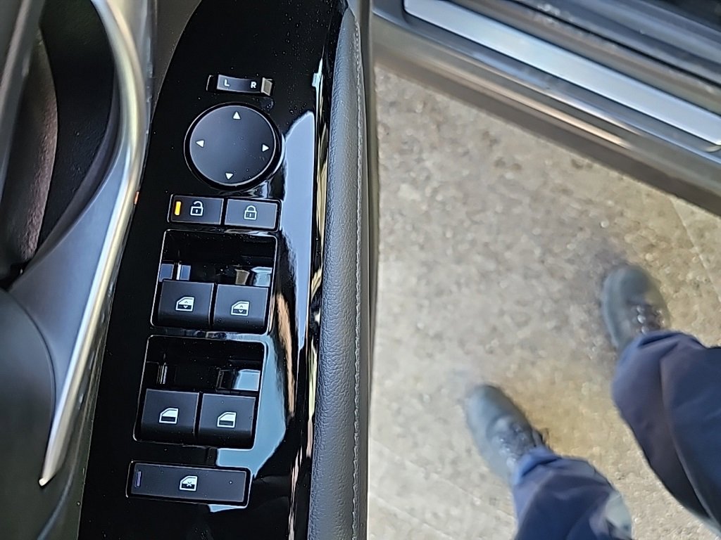 New 2026 Hyundai Tucson Limited image 13