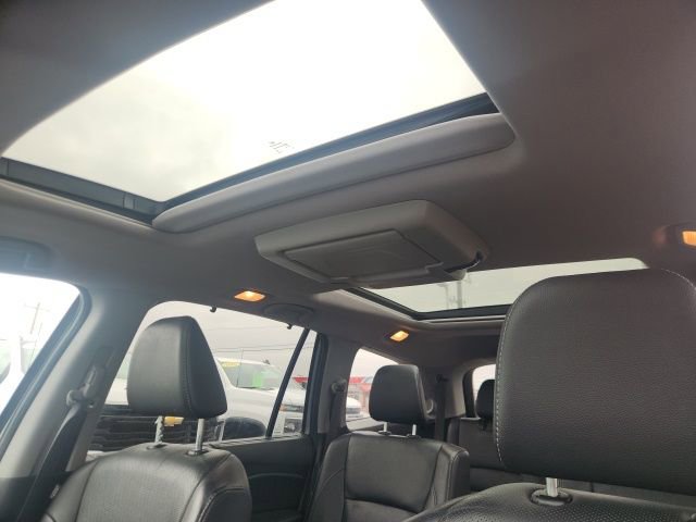 Used 2020 Honda Pilot Elite image 12