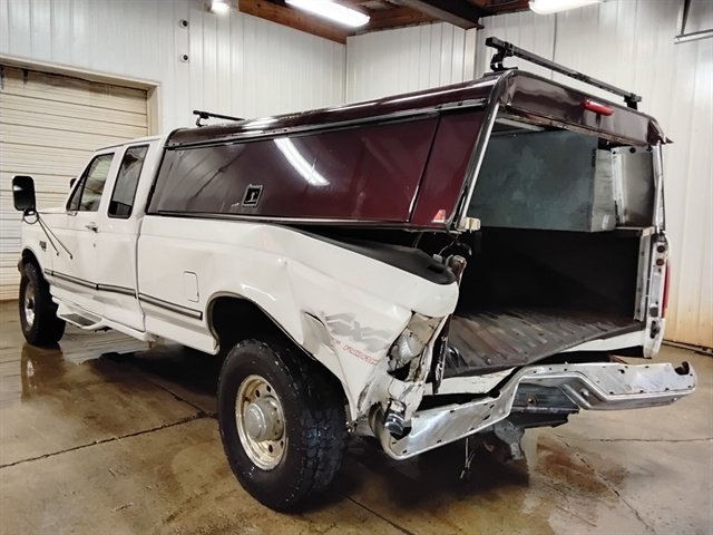 Used 1997 Ford F250 4x4 SuperCab Heavy Duty image 3