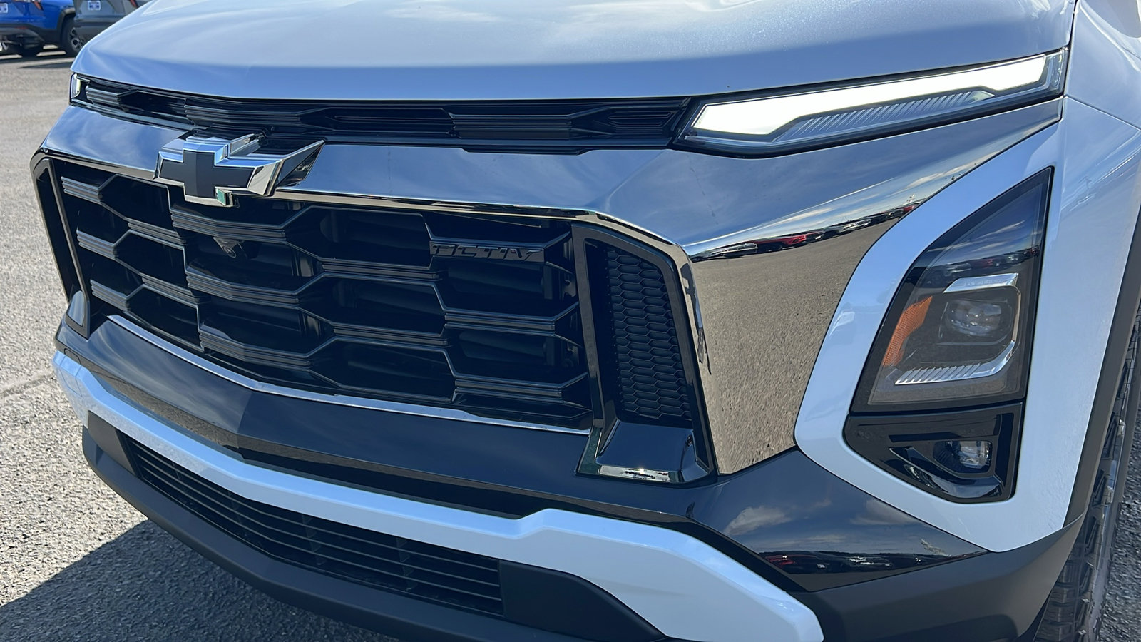 New 2026 Chevrolet Equinox ACTIV w/ Convenience Package III AWD/4WD image 9