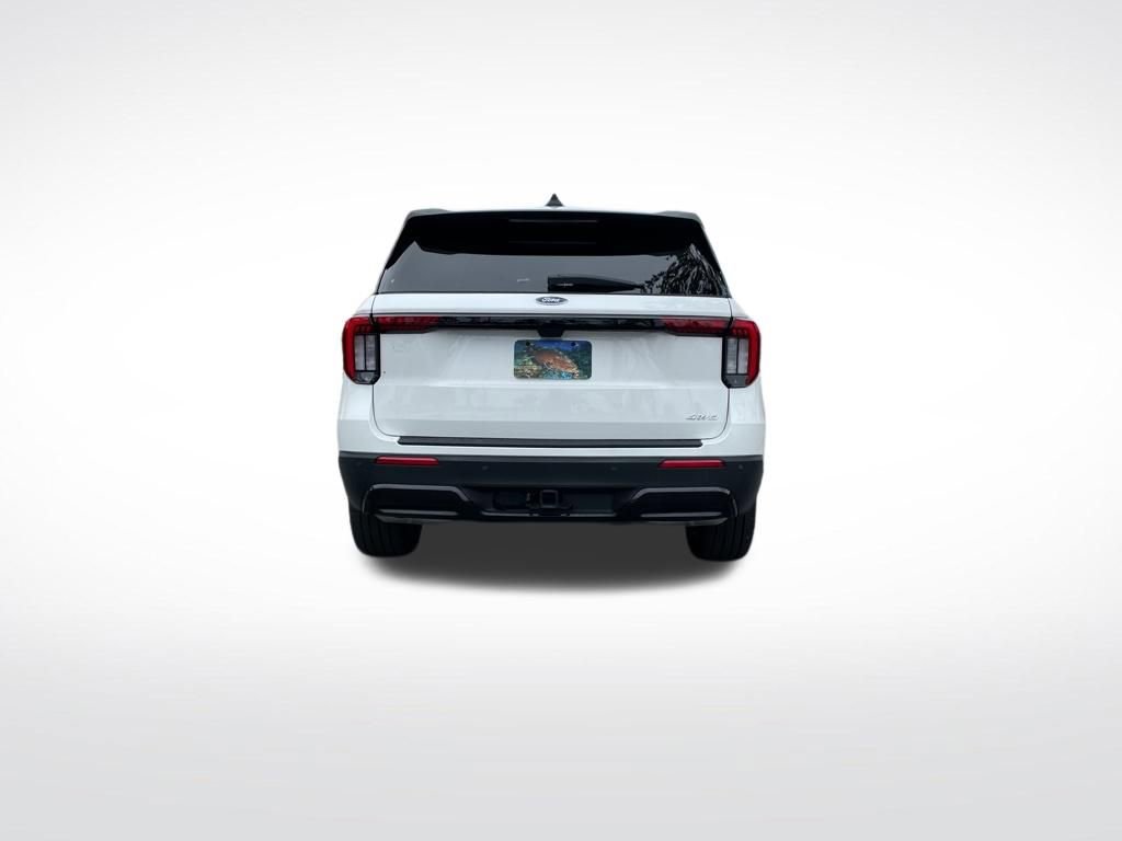 Used 2025 Ford Explorer ST-Line w/ ST-Line Street Pack image 7