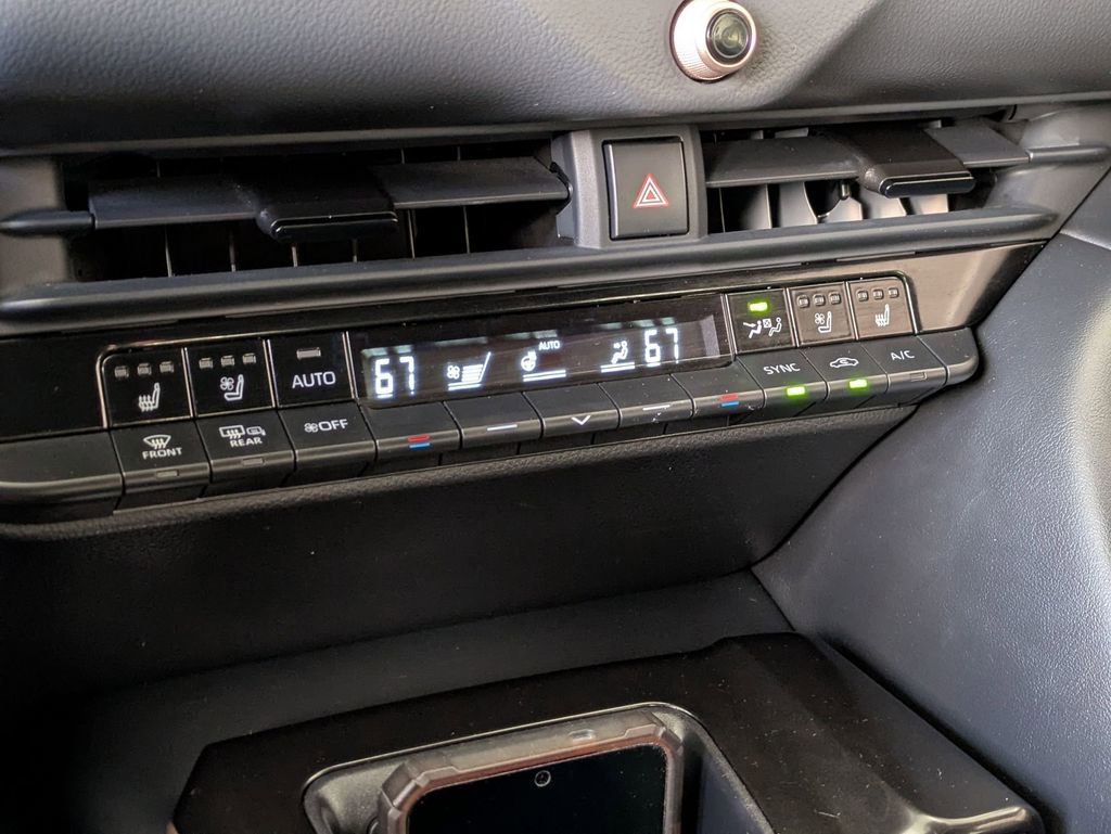 Used 2024 Toyota Crown Limited image 17