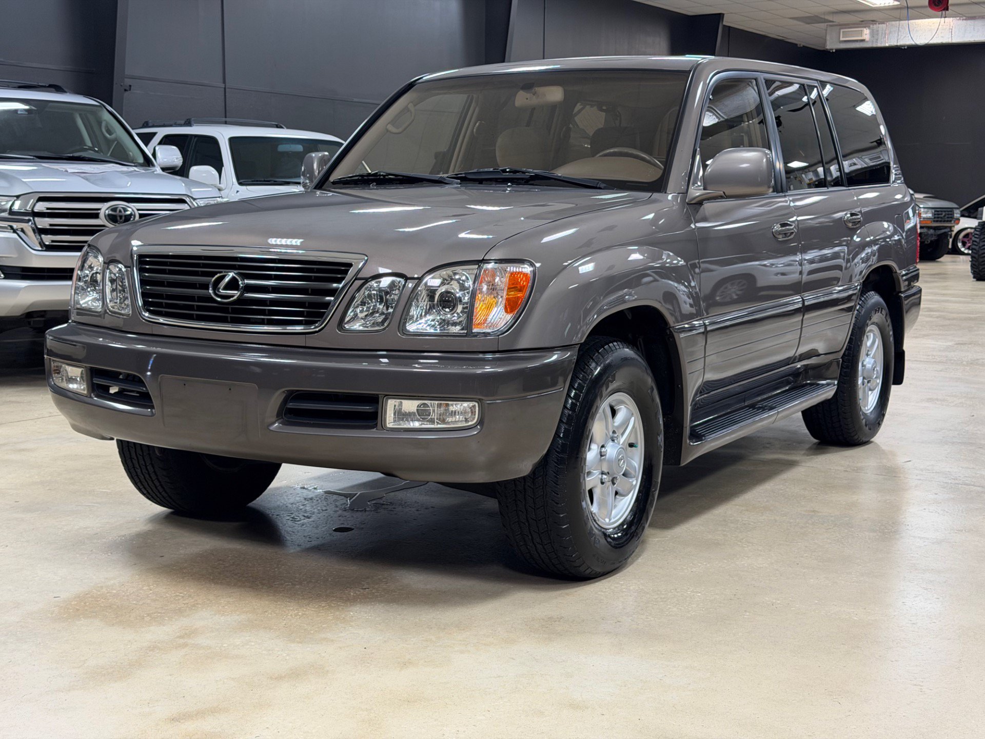 Used 1999 Lexus LX 470 4WD