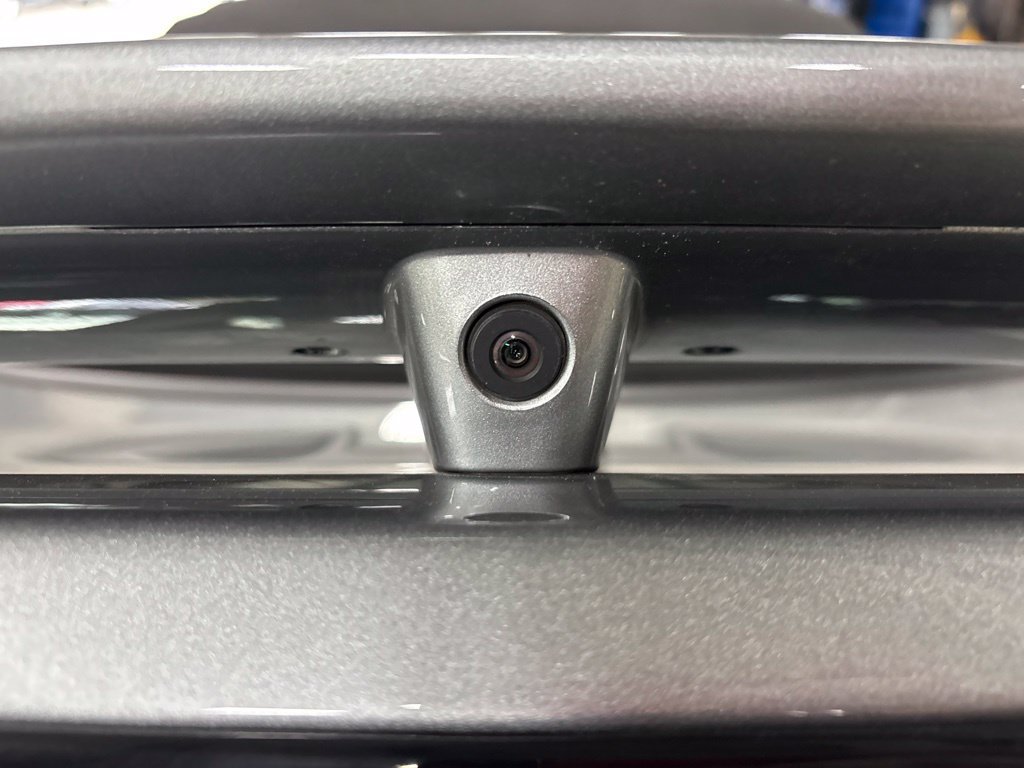 Used 2023 Chevrolet Camaro SS RWD image 14