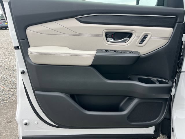 New 2026 Honda Pilot Touring image 21