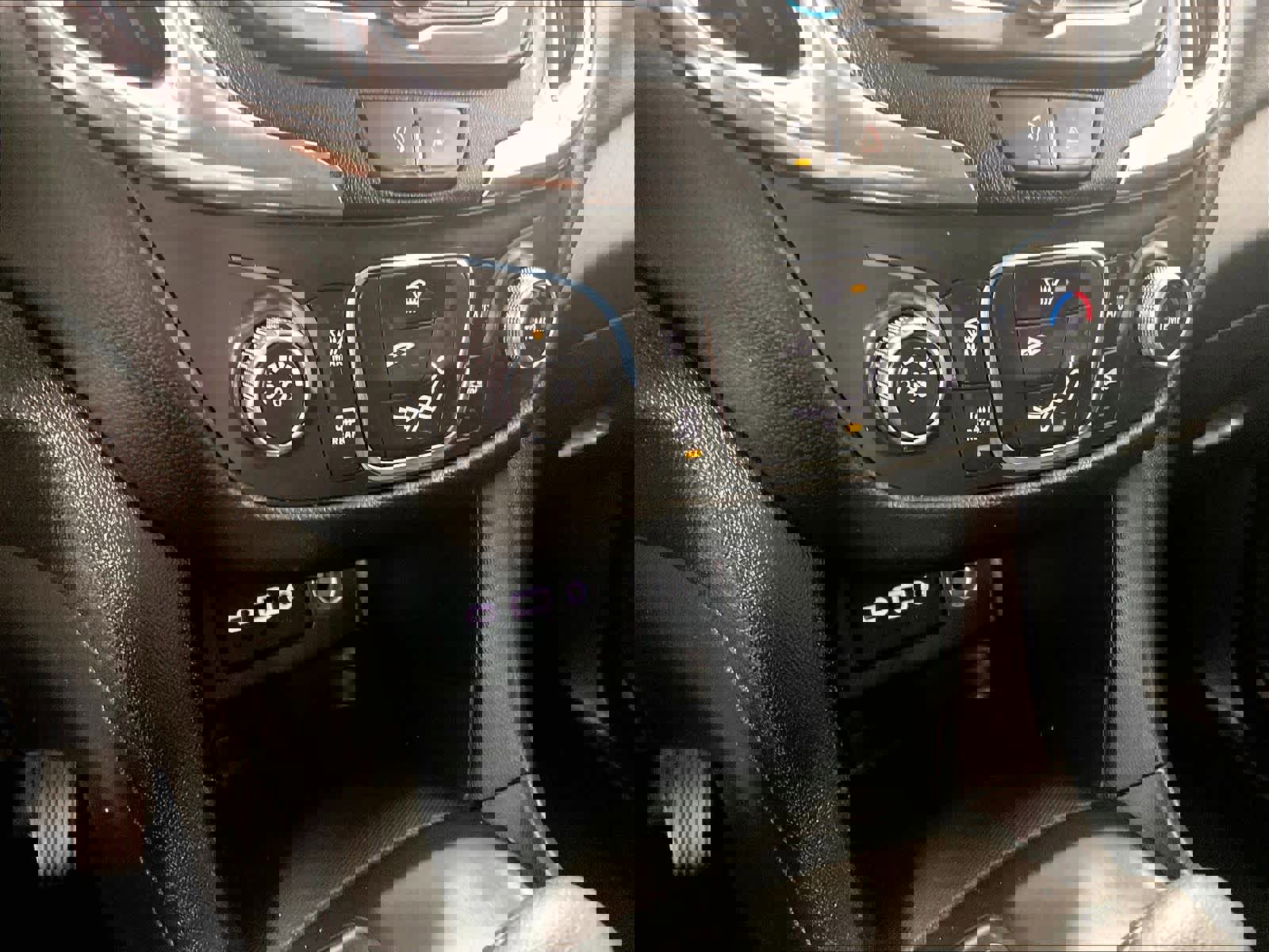 Used 2022 Chevrolet Equinox LT image 25