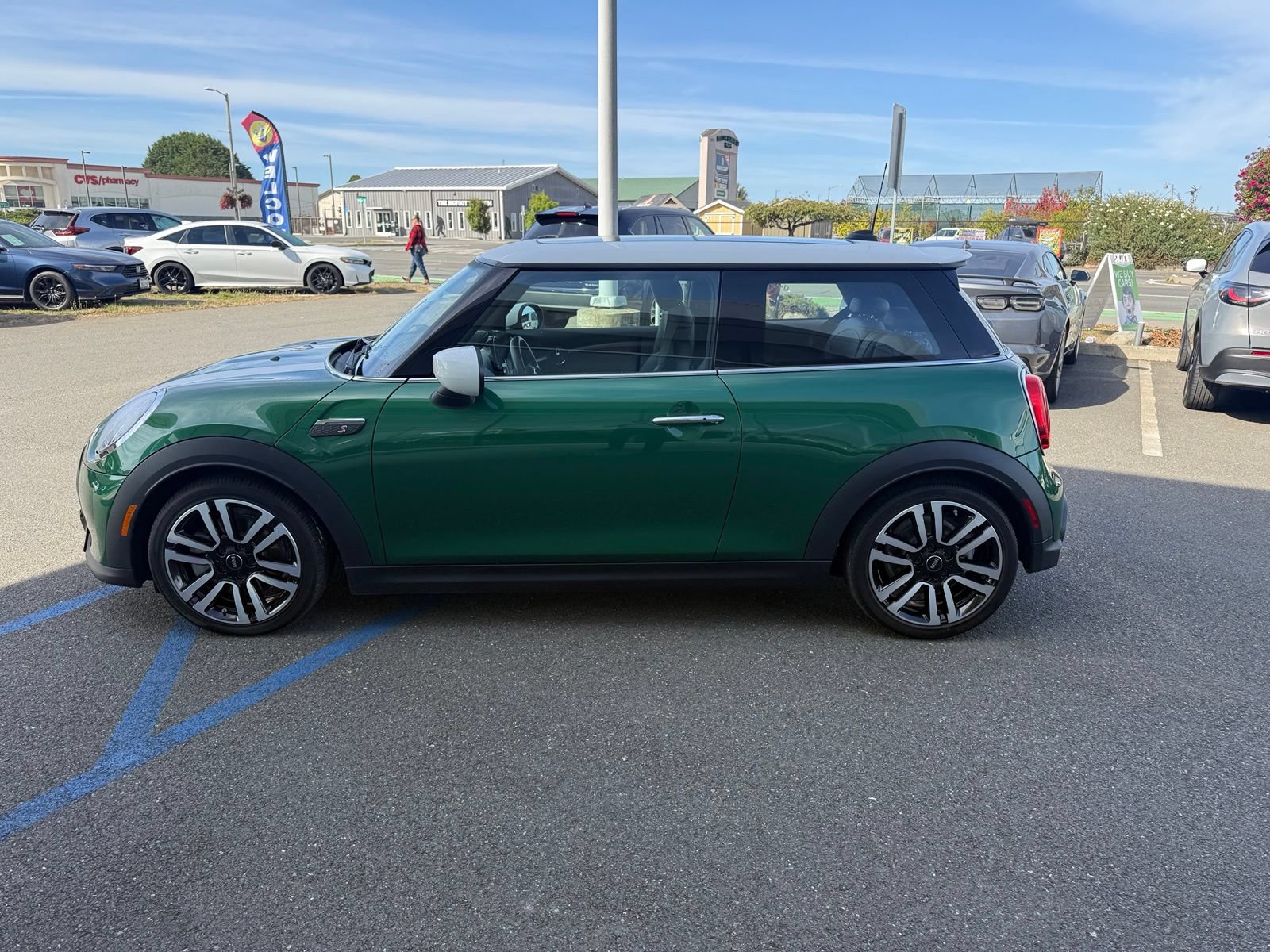 Used 2023 MINI Cooper S FWD image 5