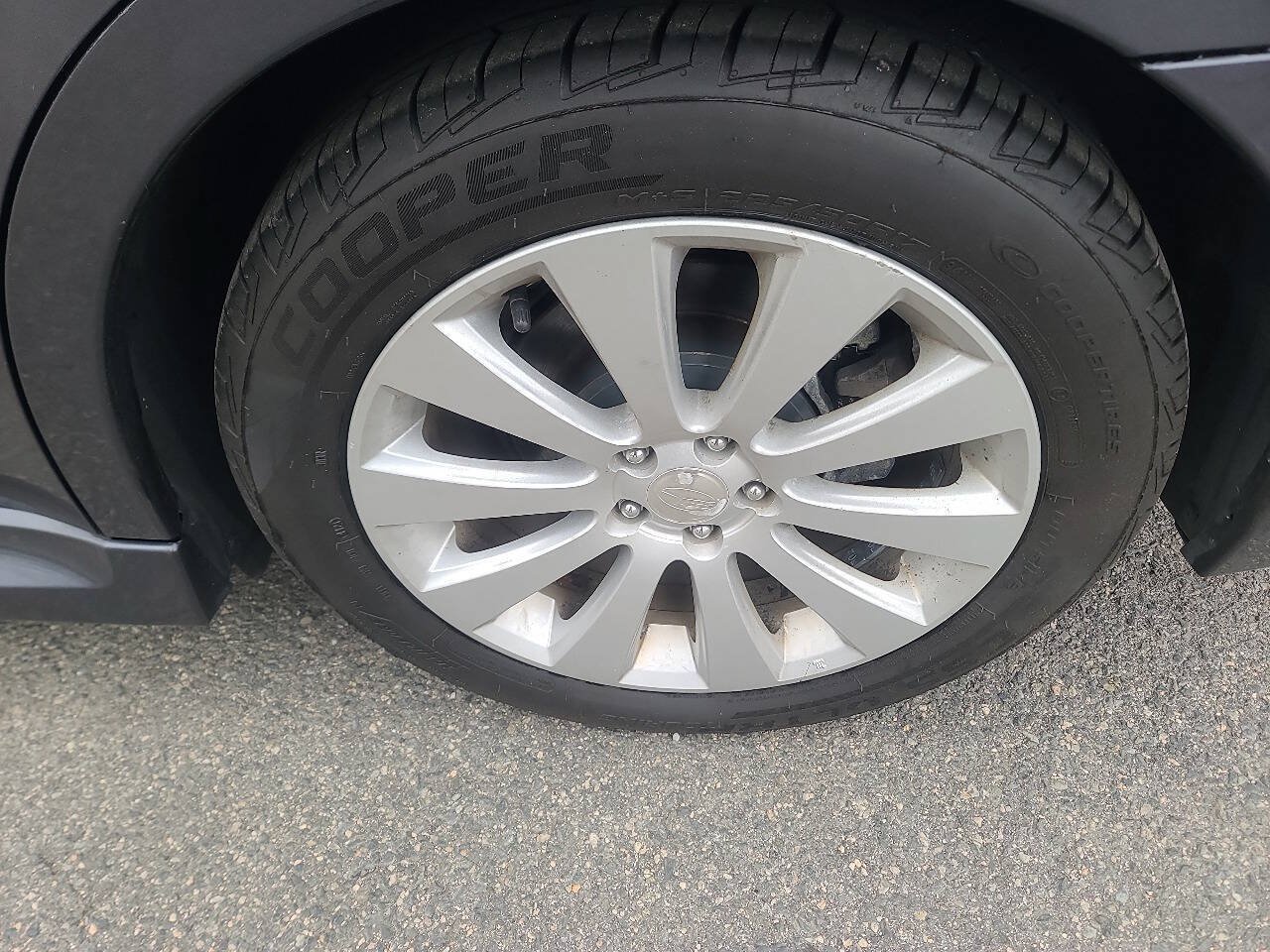 Used 2011 Subaru Legacy 3.6R Limited AWD/4WD image 20