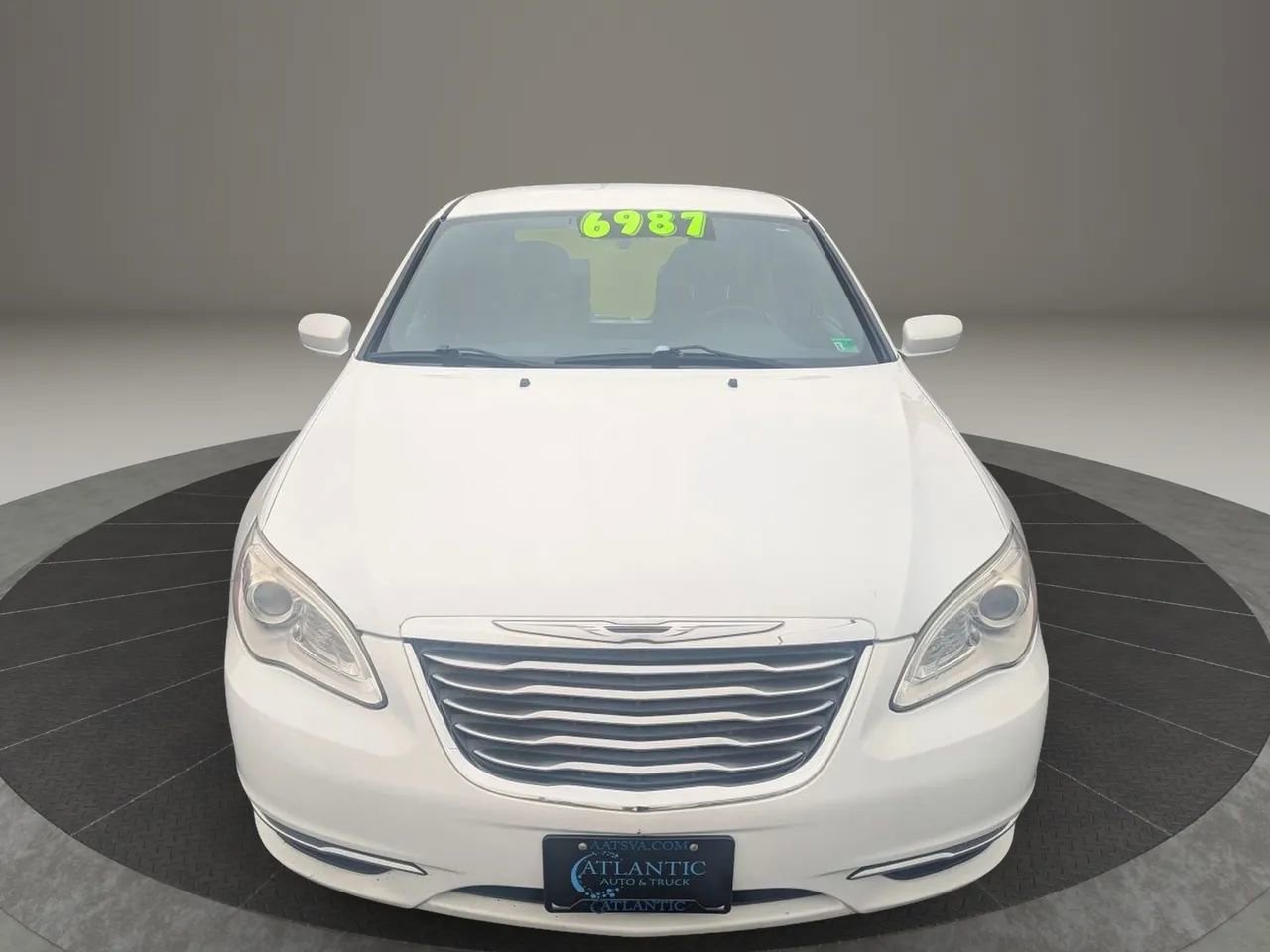 Used 2014 Chrysler 200 Touring image 8