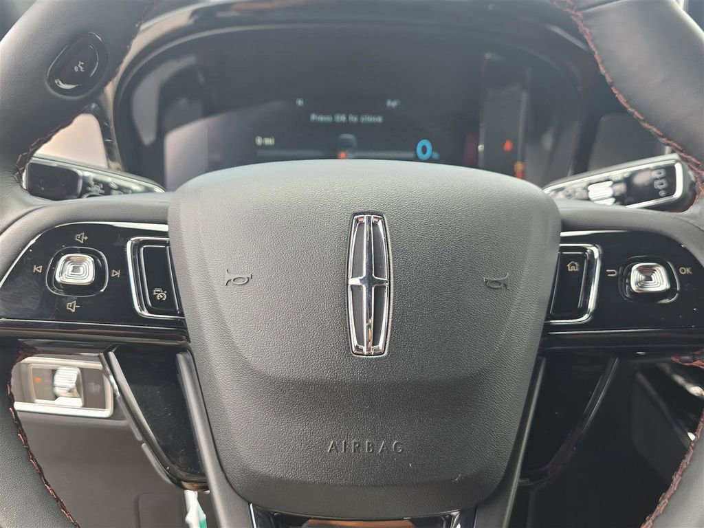New 2025 Lincoln Corsair Grand Touring w/ Equipment Group 302A AWD/4WD image 23