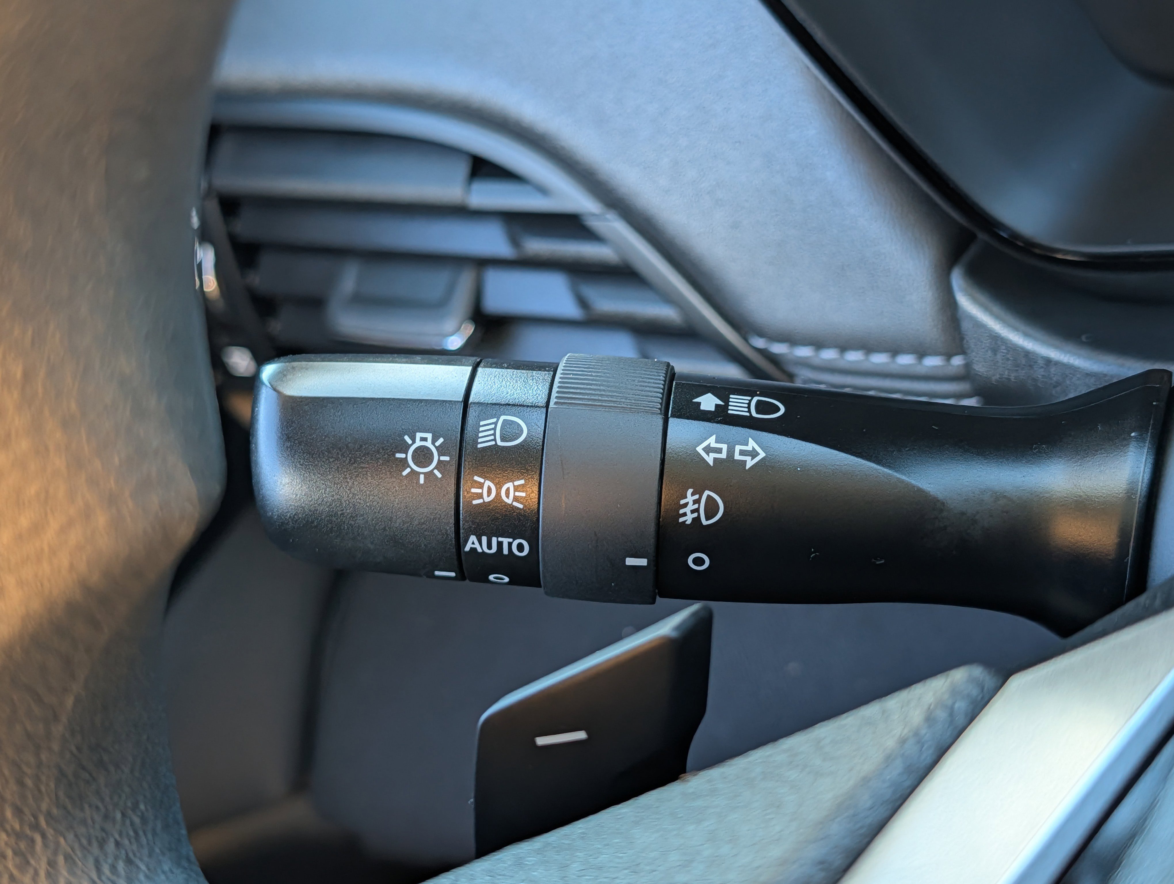 Certified 2025 Subaru Outback image 32