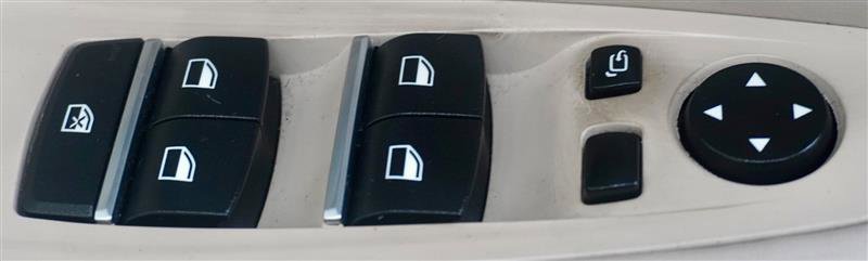 Used 2016 BMW 550i xDrive Sedan AWD/4WD image 40