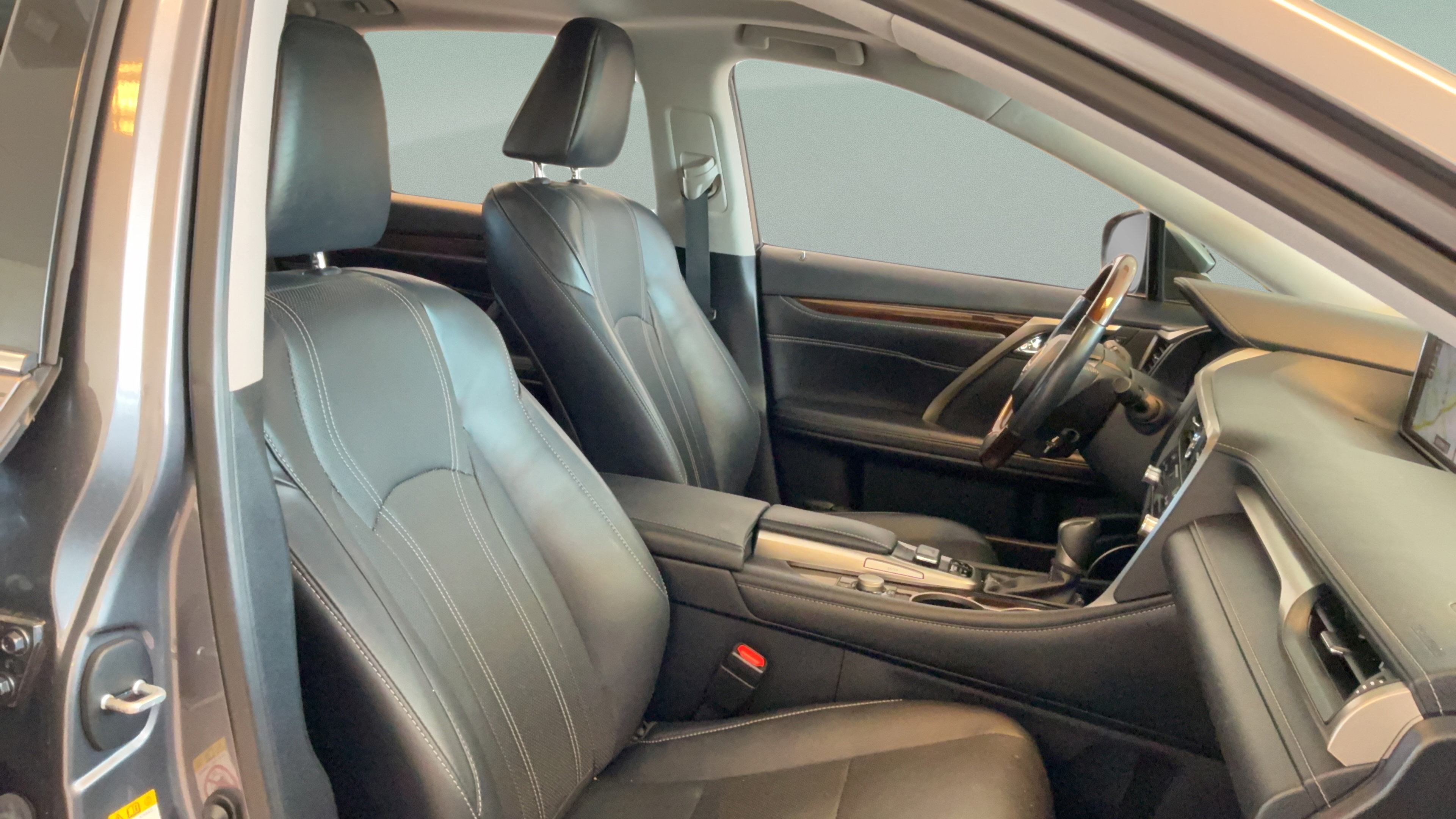 Used 2019 Lexus RX 350 FWD w/ Navigation Package image 39