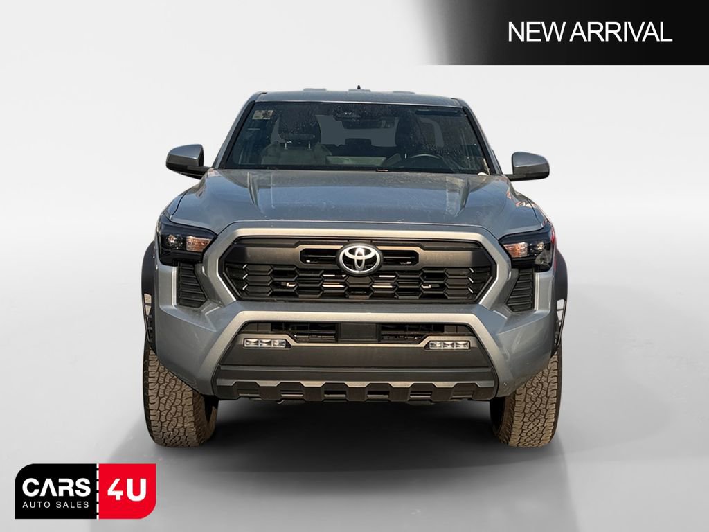 Used 2024 Toyota Tacoma TRD Off-Road image 2