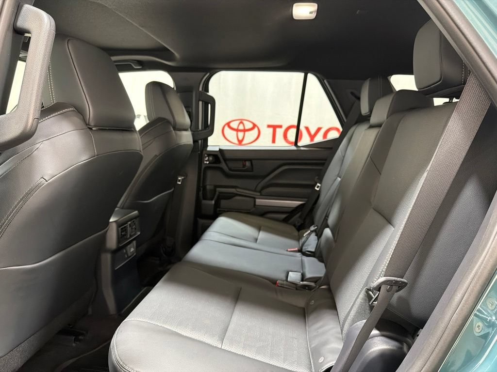 Used 2026 Toyota 4Runner TRD Off-Road Premium AWD/4WD image 18