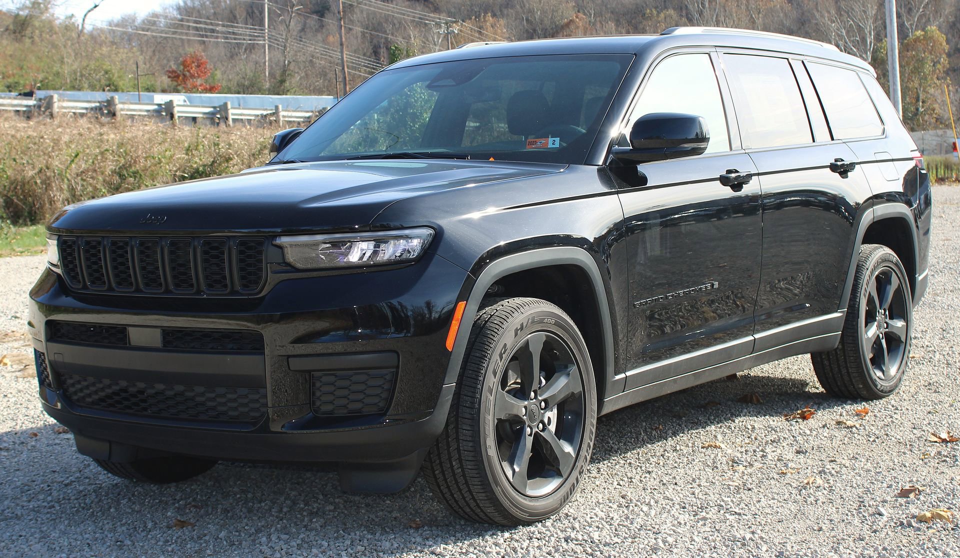 New 2025 Jeep Grand Cherokee L Altitude image 1