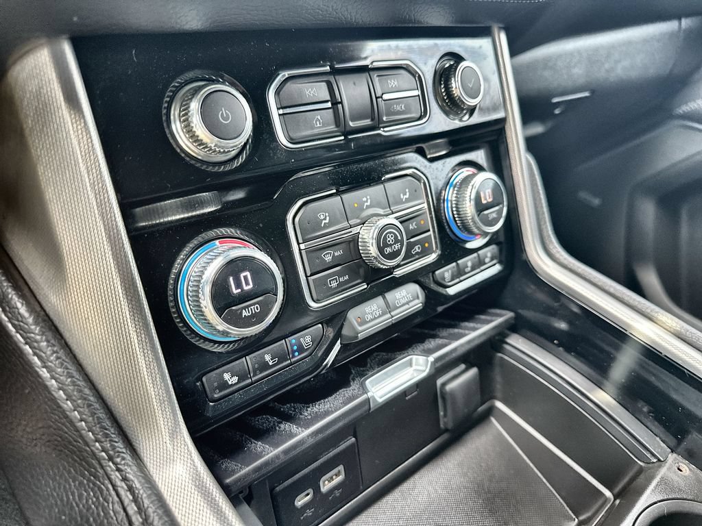 Used 2023 GMC Yukon XL Denali RWD image 27