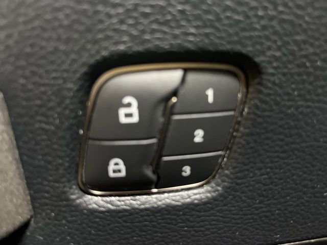 Used 2019 Ford F150 Raptor w/ Equipment Group 802A Luxury AWD/4WD image 11