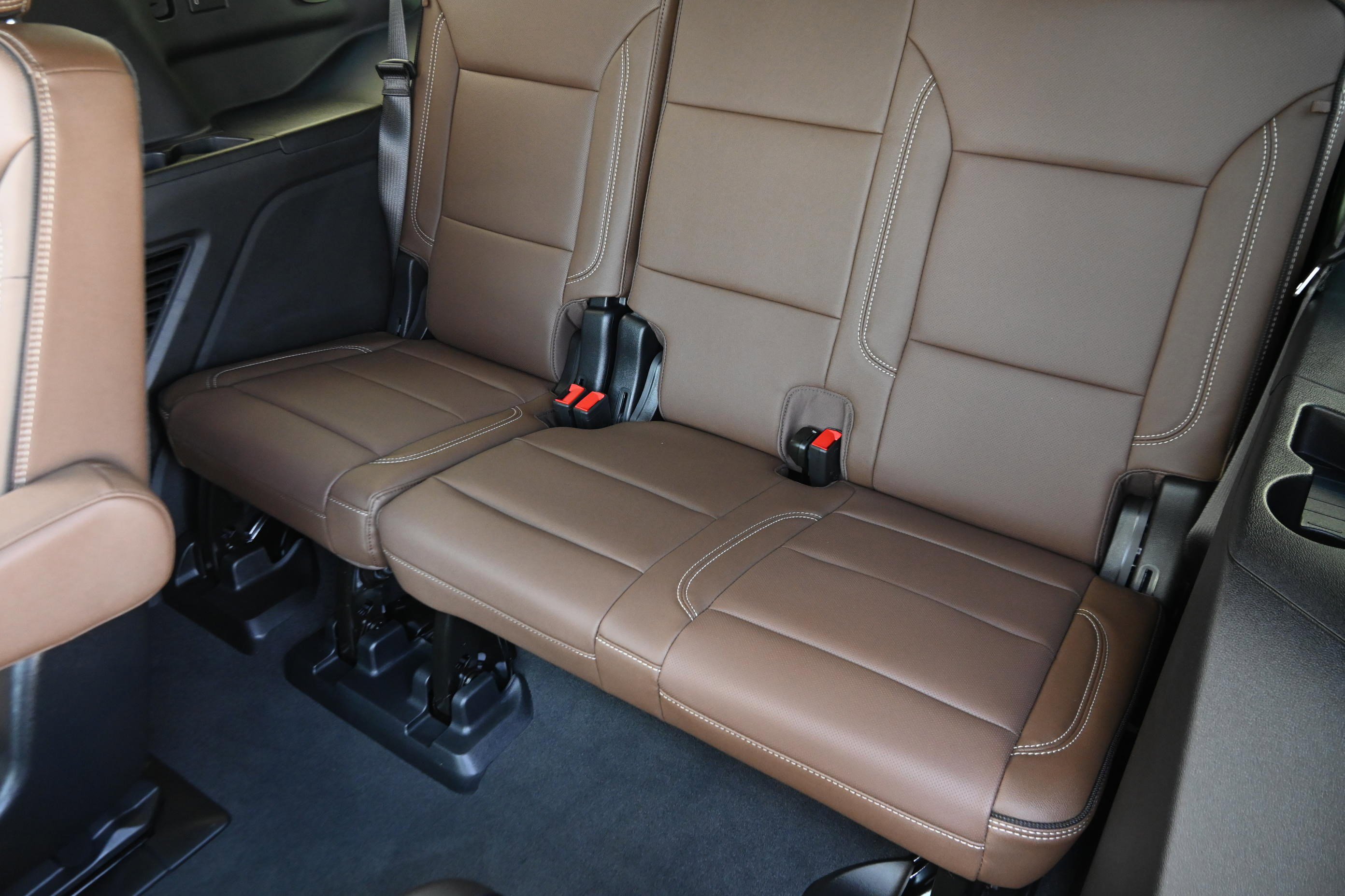 Used 2026 Chevrolet Tahoe High Country w/ Sun And Tow Package AWD/4WD image 12