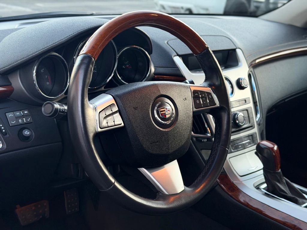 Used 2010 Cadillac CTS Luxury image 13