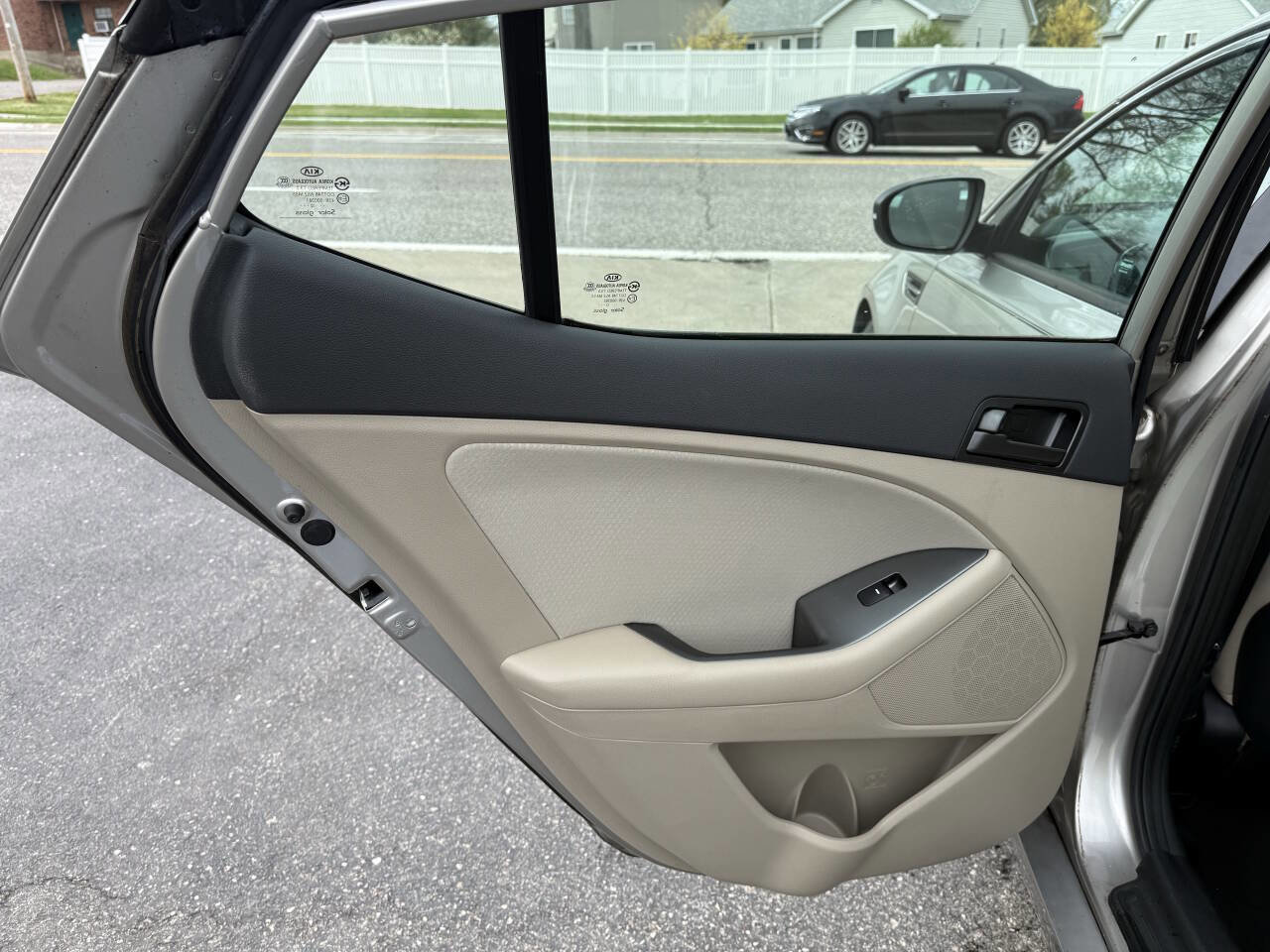 Used 2013 Kia Optima LX image 16