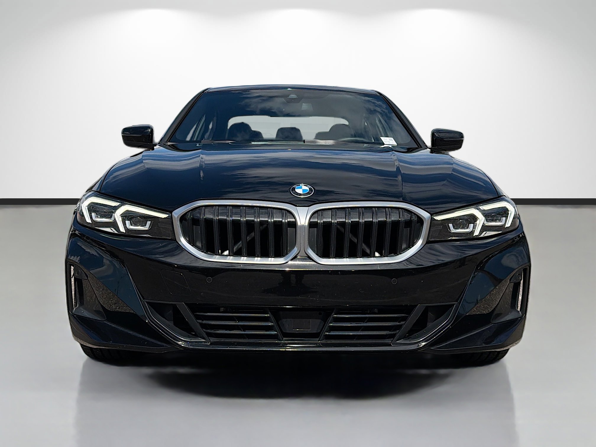 Used 2025 BMW 330i Sedan image 8