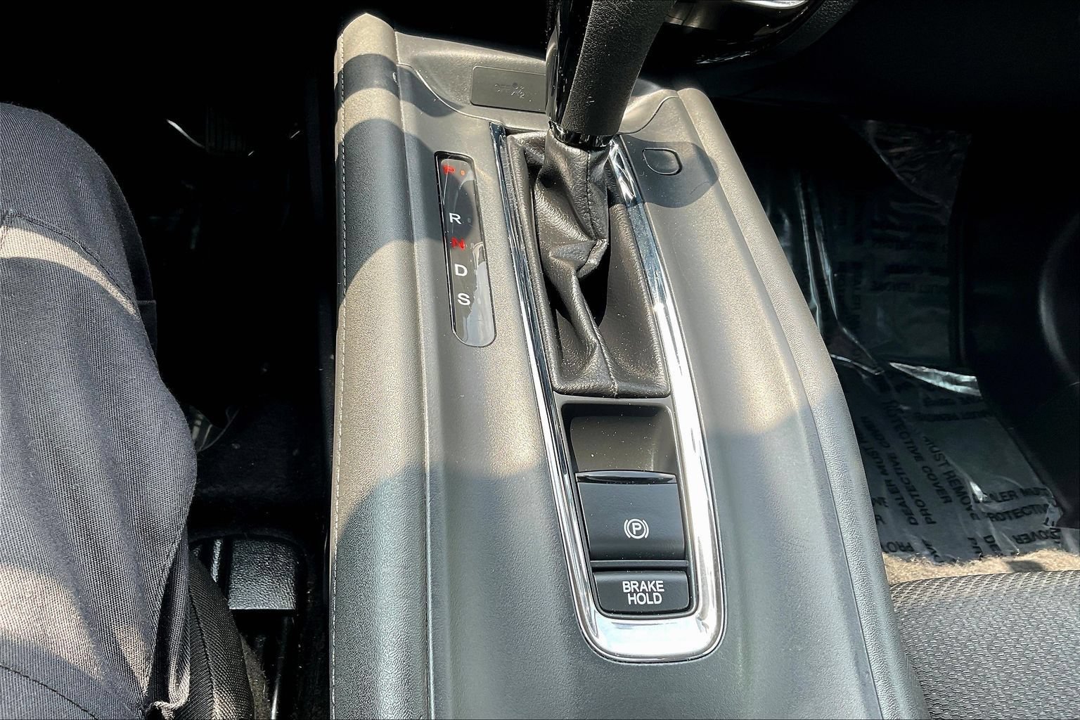 Used 2016 Honda HR-V EX image 15