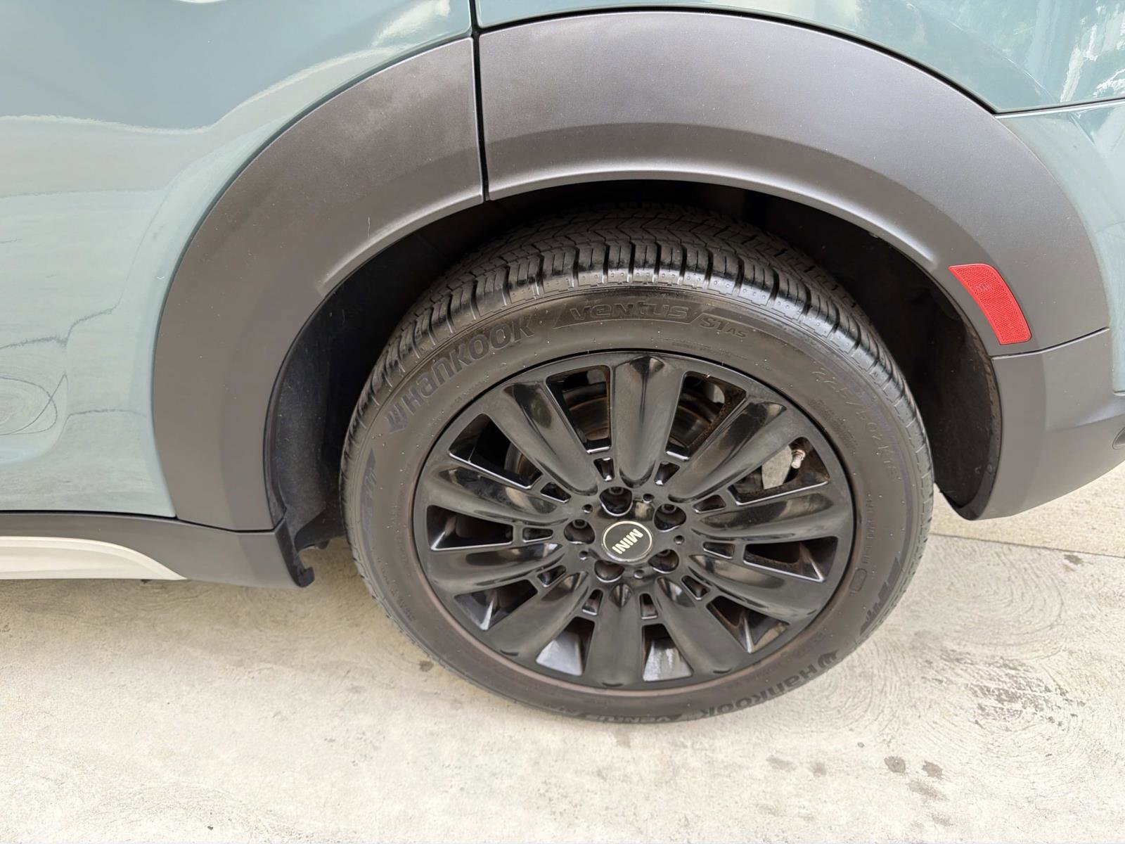 Used 2022 MINI Cooper Countryman S w/ Premium Package image 6