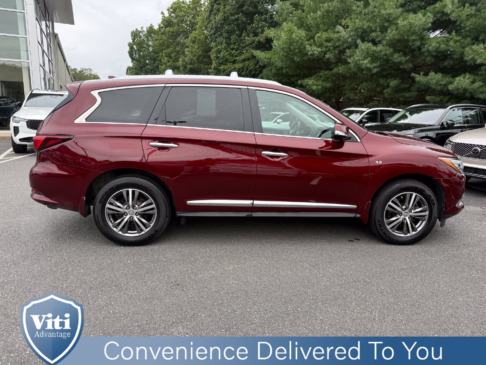 Used 2019 INFINITI QX60 Luxe w/ Essential Package AWD/4WD image 9