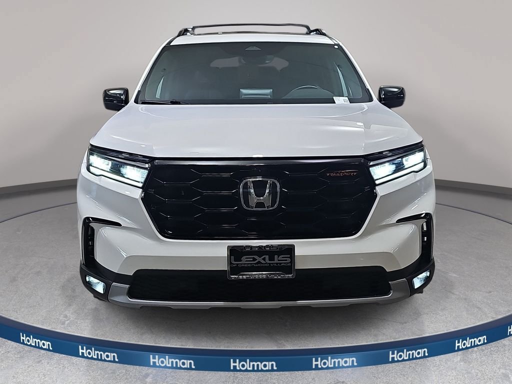 Used 2023 Honda Pilot TrailSport image 3