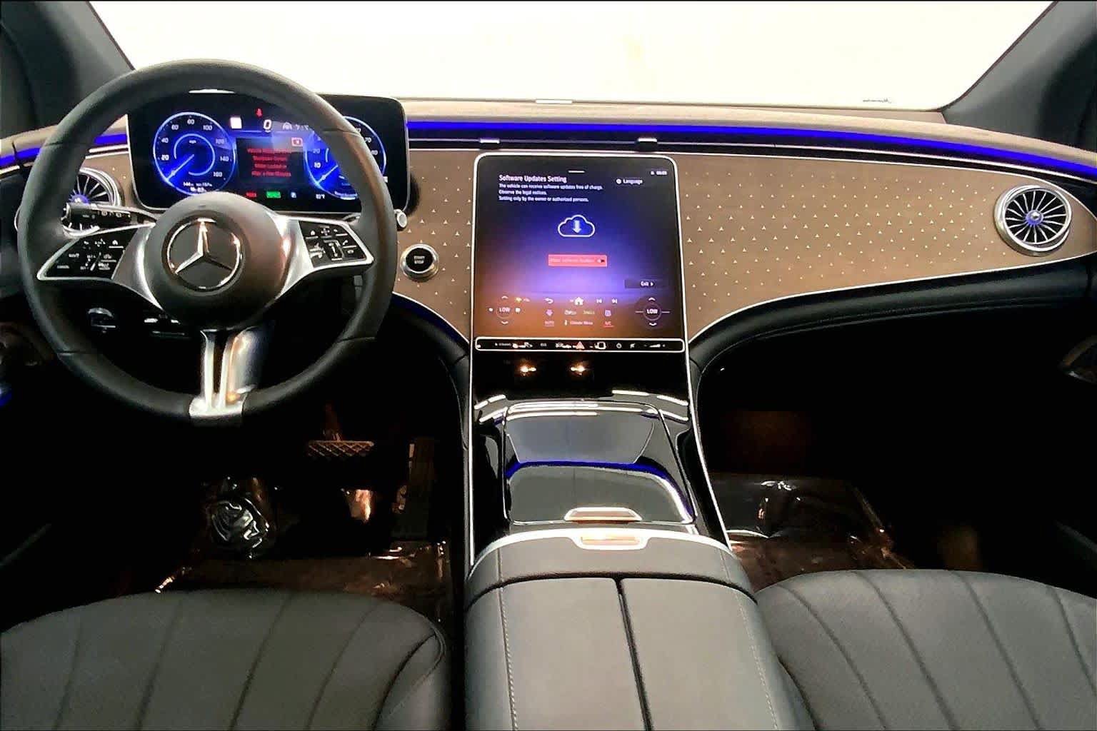 Certified 2023 Mercedes-Benz EQE 350+ 4MATIC SUV image 18