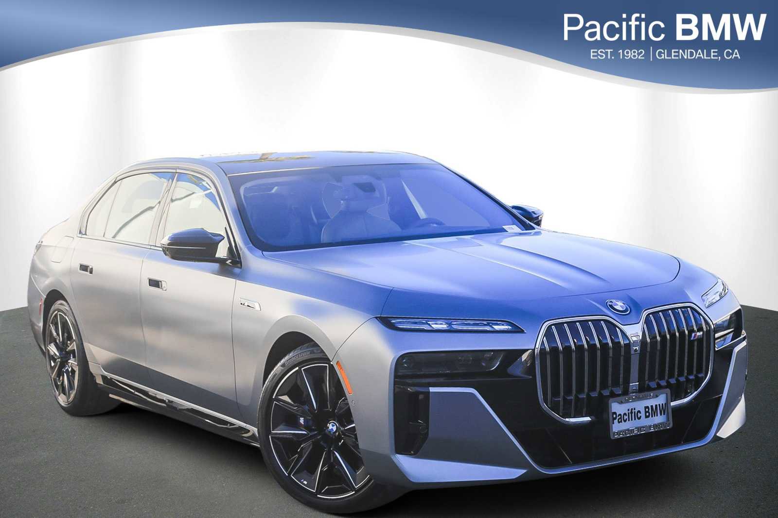 Used 2025 BMW i7 M70 w/ Executive Package