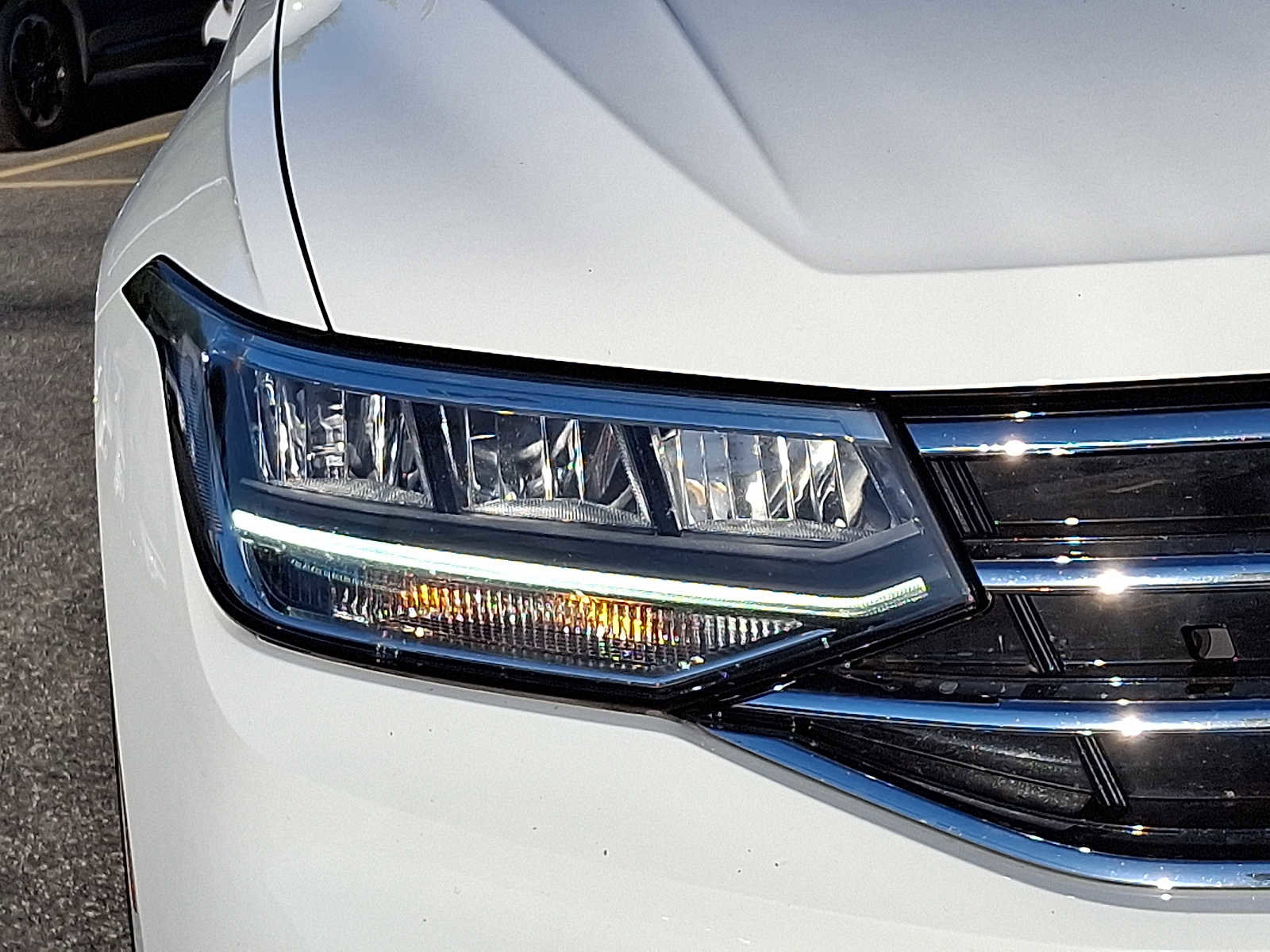 Used 2022 Volkswagen Tiguan S image 9