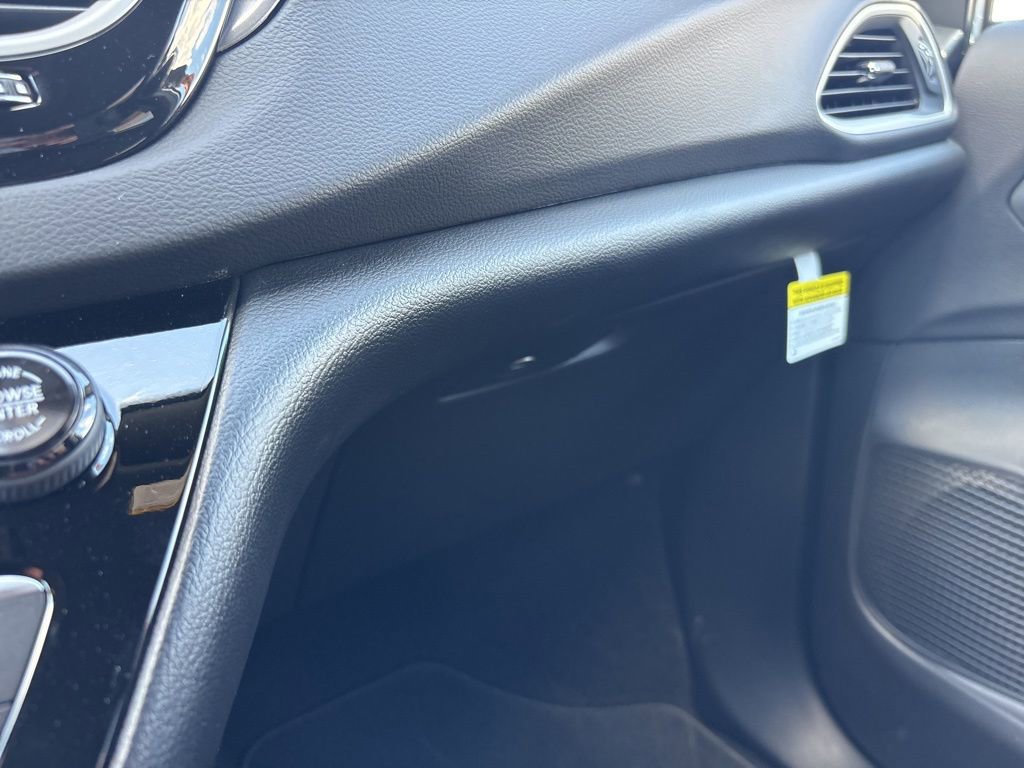 New 2026 Chrysler Voyager LX FWD image 38