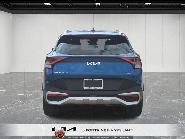 Certified 2025 Kia Sportage EX image 4