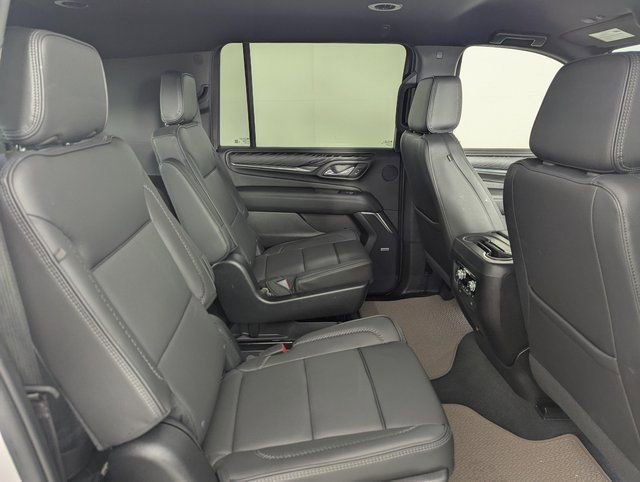 Used 2024 GMC Yukon XL Denali image 27