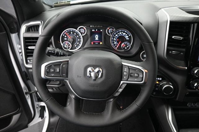 New 2027 RAM 1500 4x4 Crew Cab image 15