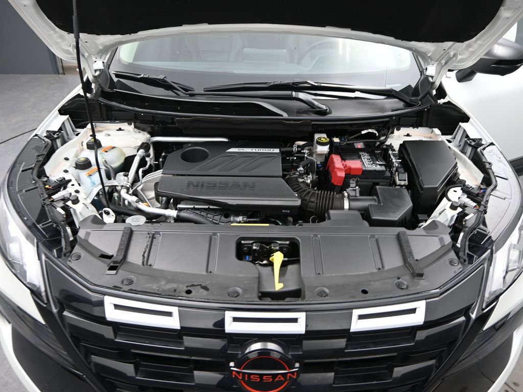 Used 2025 Nissan Rogue SV w/ Rock Creek Premium Package image 11