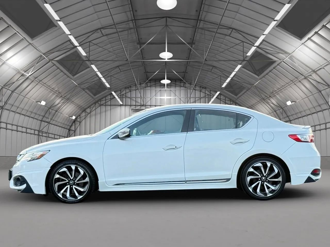Used 2016 Acura ILX Sedan 4D image 4