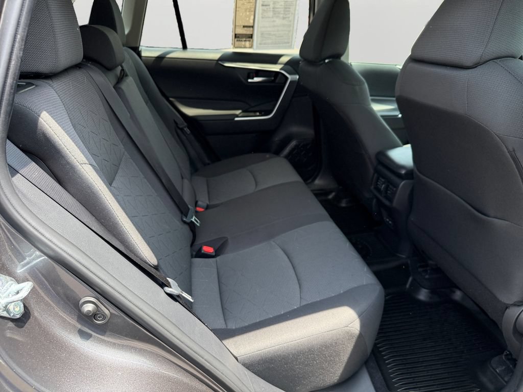 Used 2024 Toyota RAV4 XLE w/ Convenience Package AWD/4WD image 13