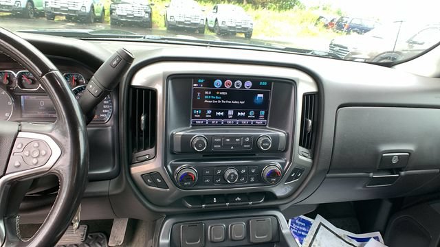 Used 2018 Chevrolet Silverado 1500 LT w/ All Star Edition AWD/4WD image 17