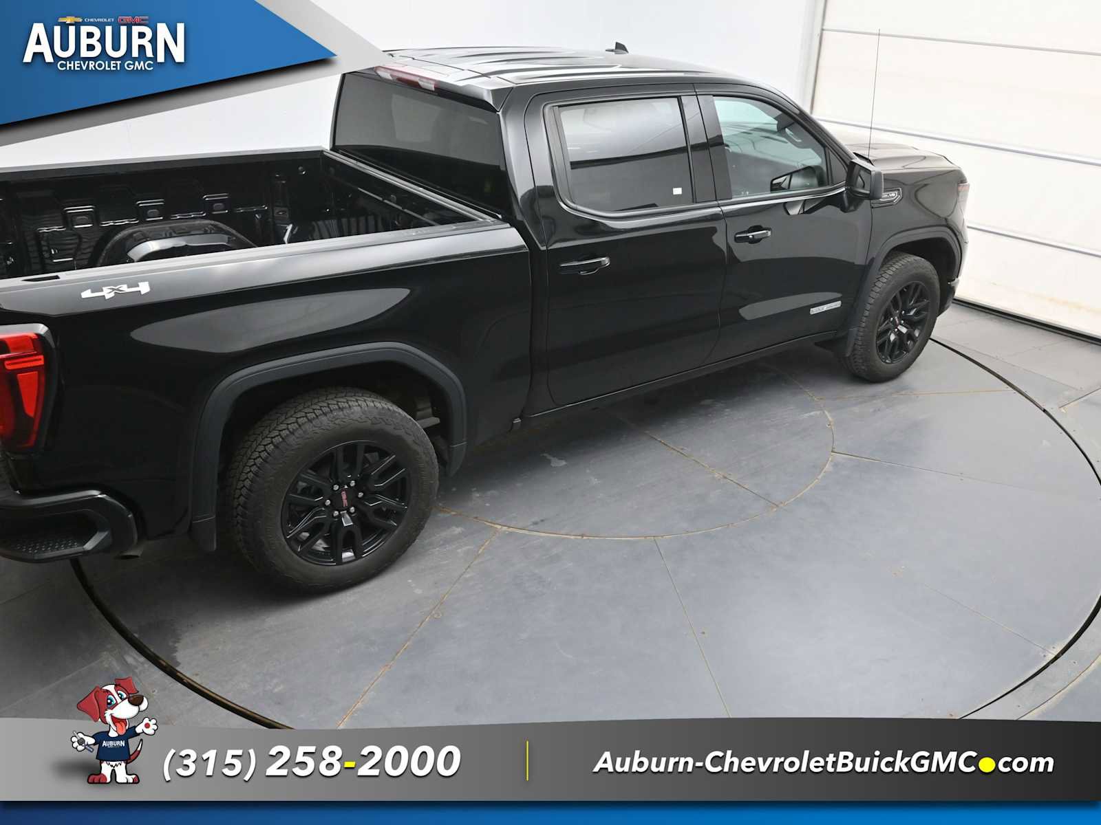 Used 2025 GMC Sierra 1500 Elevation image 29